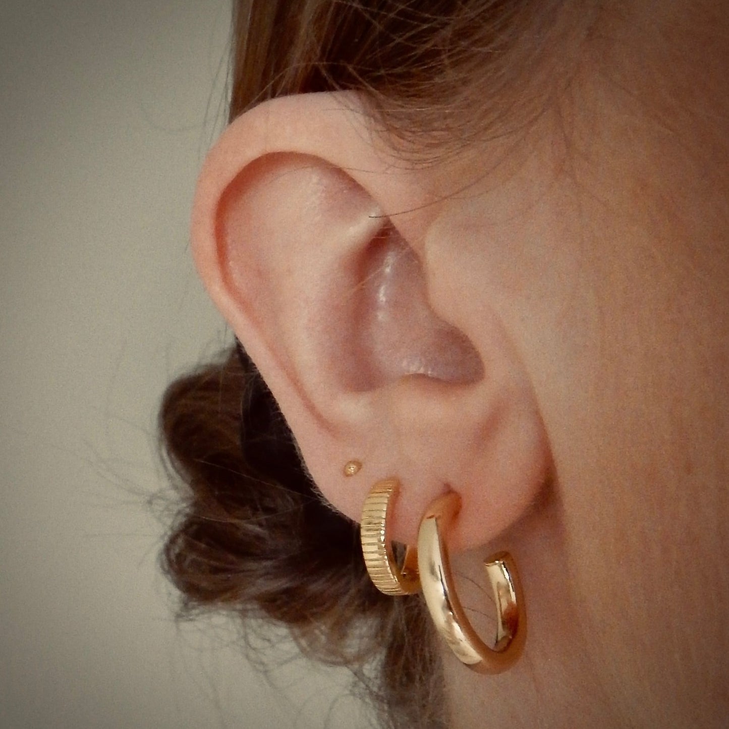 Everyday Small Hoops in Gold