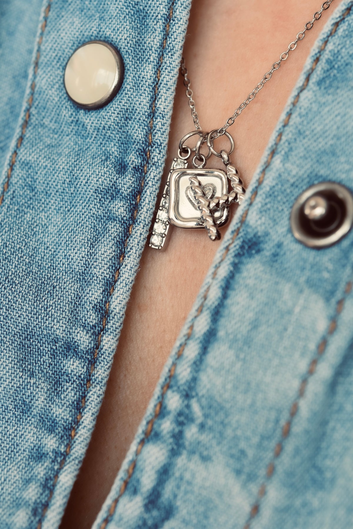 Design your own Necklace in Silver