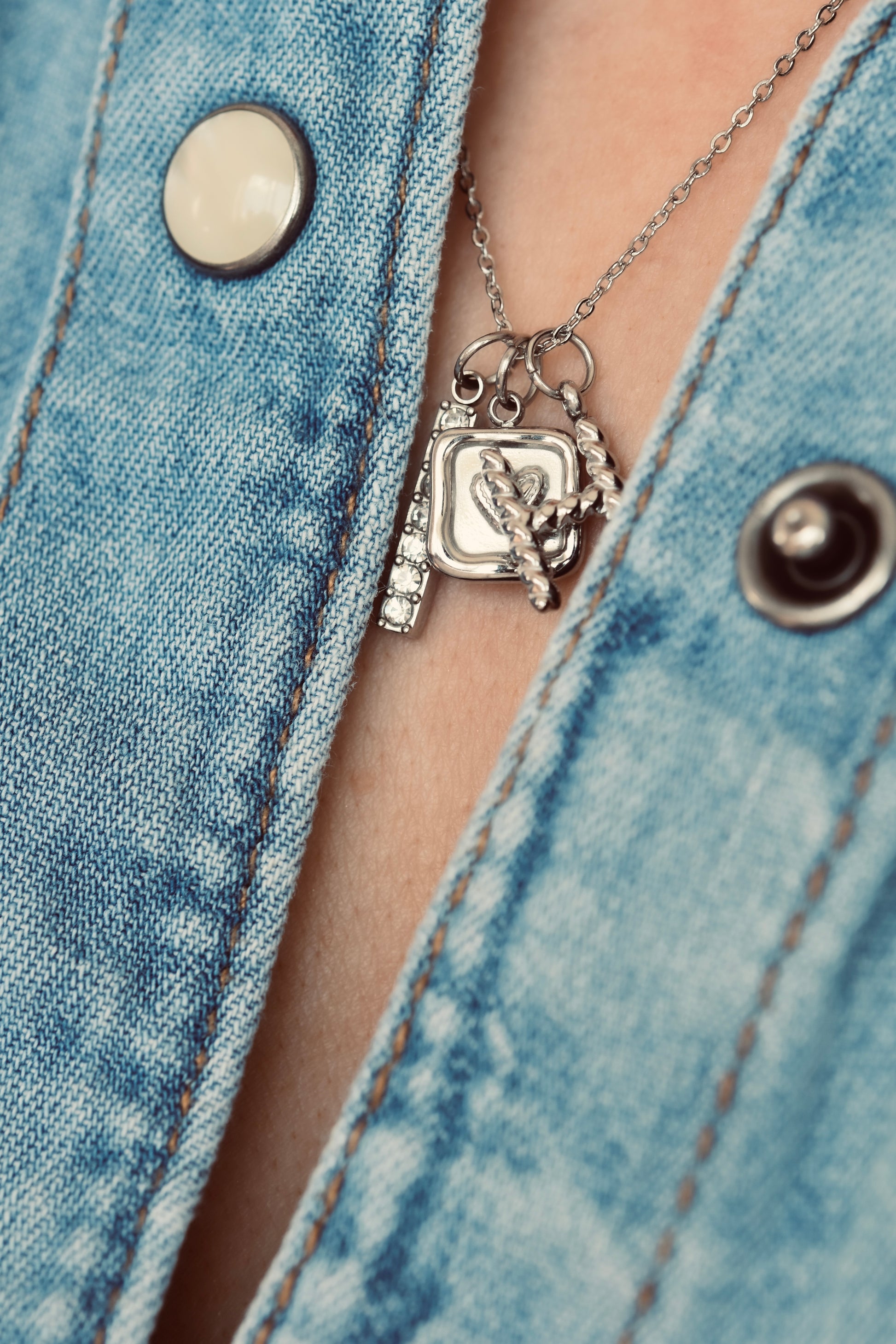 Design your own Necklace in Silver