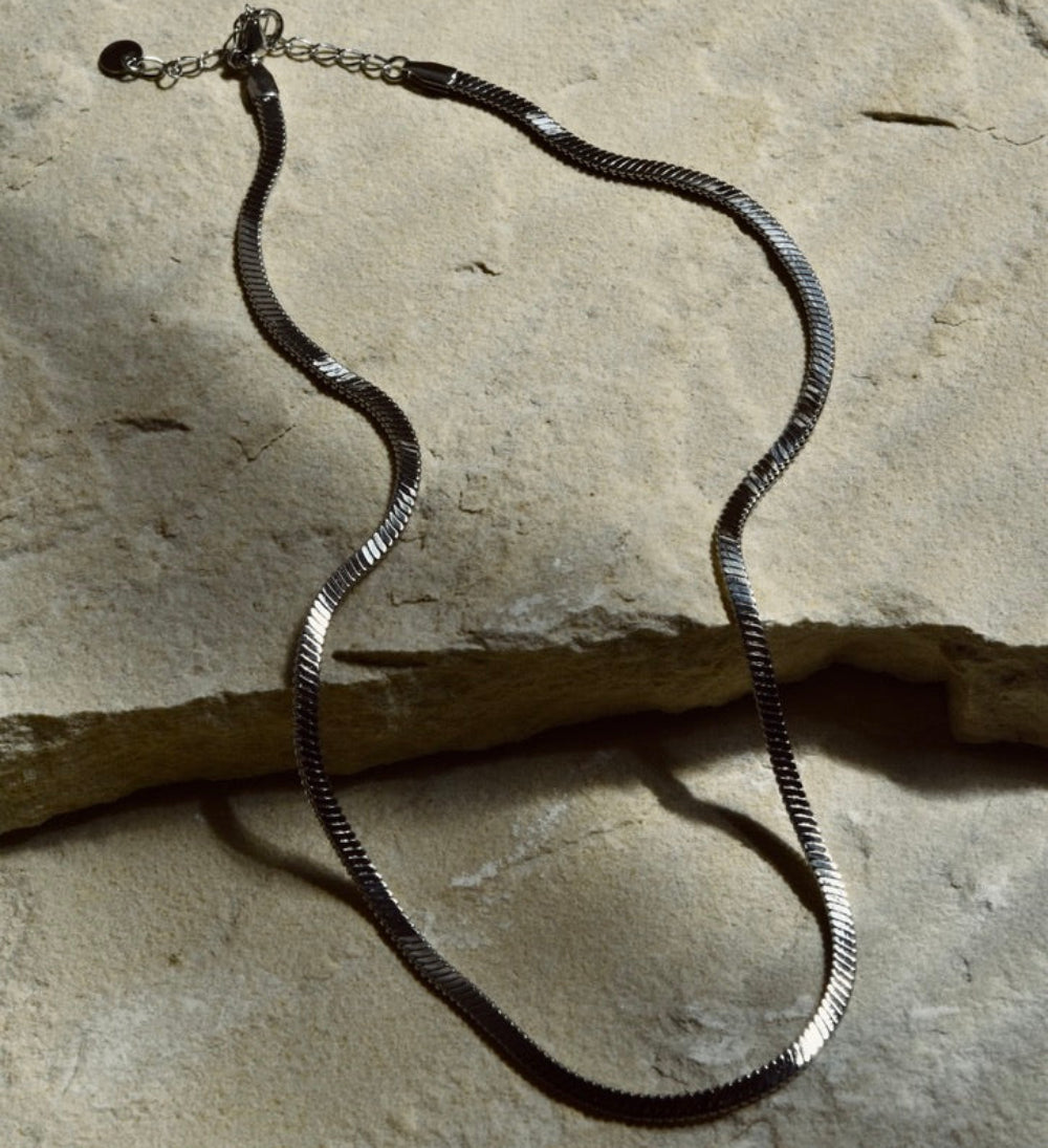 Flat Chain Necklace in Silver