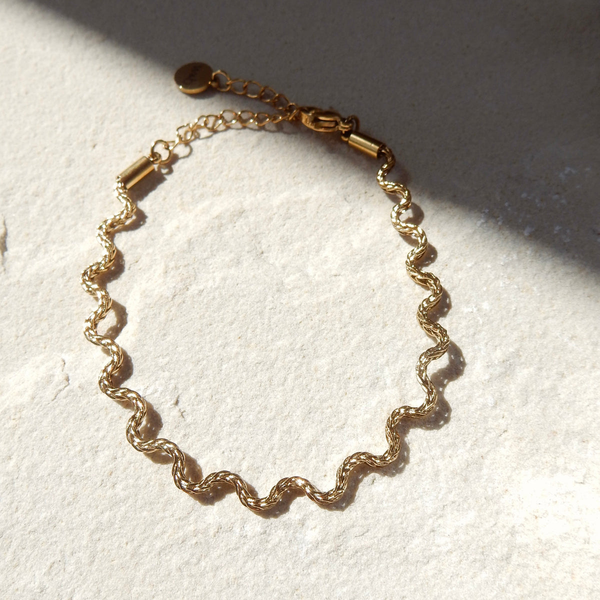 Wave Bracelet in Gold