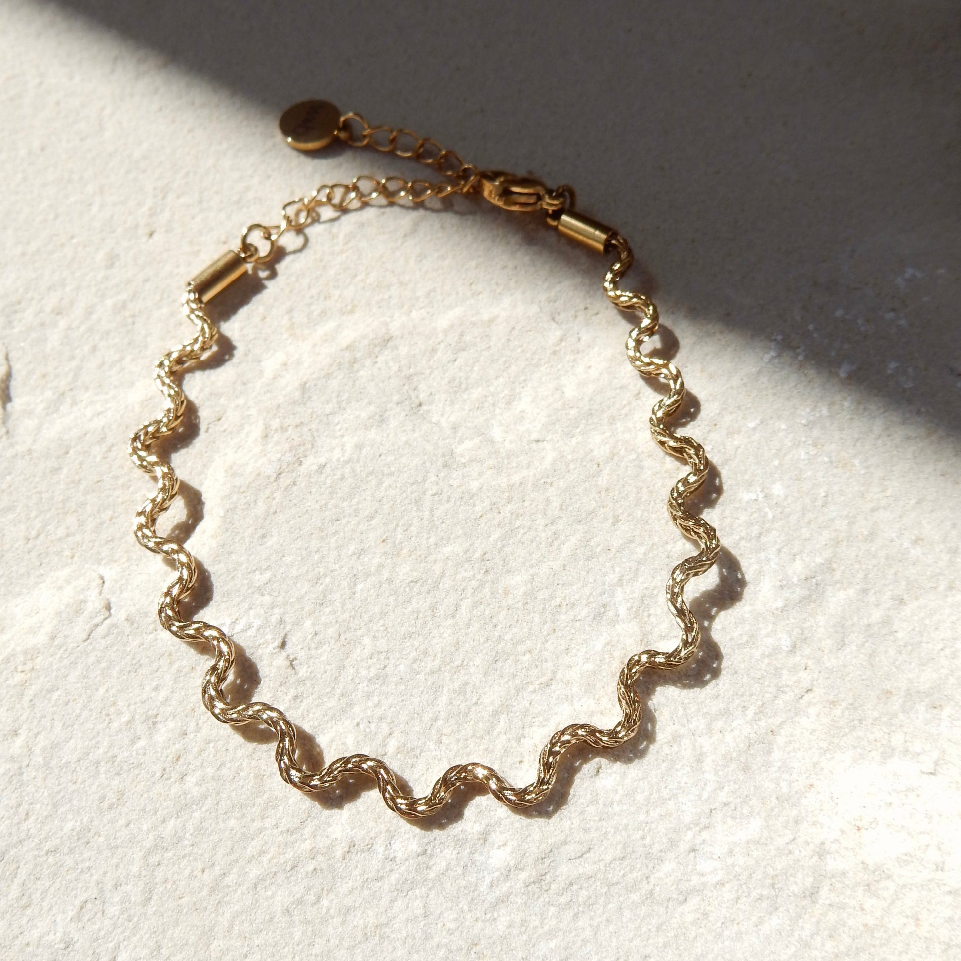 Wave Bracelet in Gold