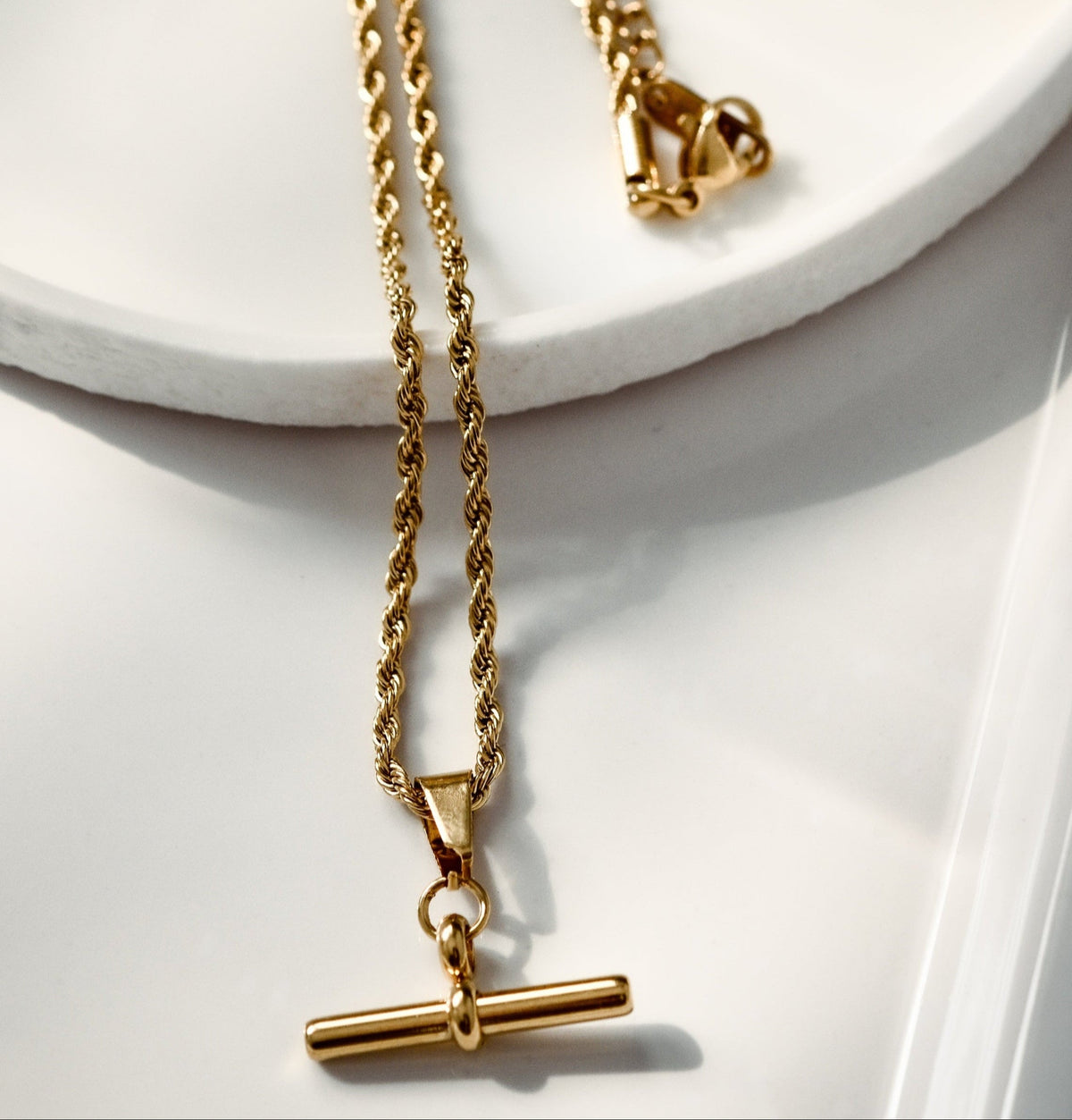 T Bar Necklace in Gold