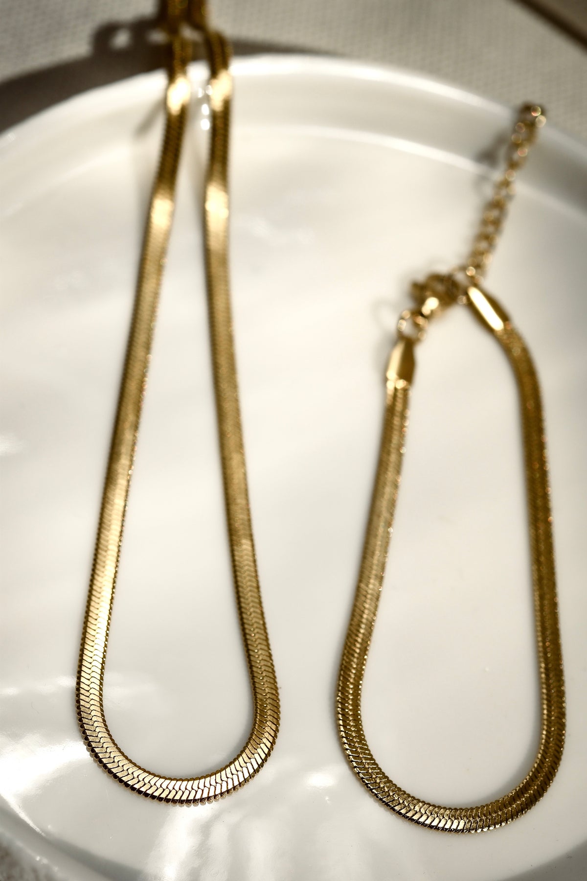 Statement Flat Chain Bracelet in Gold