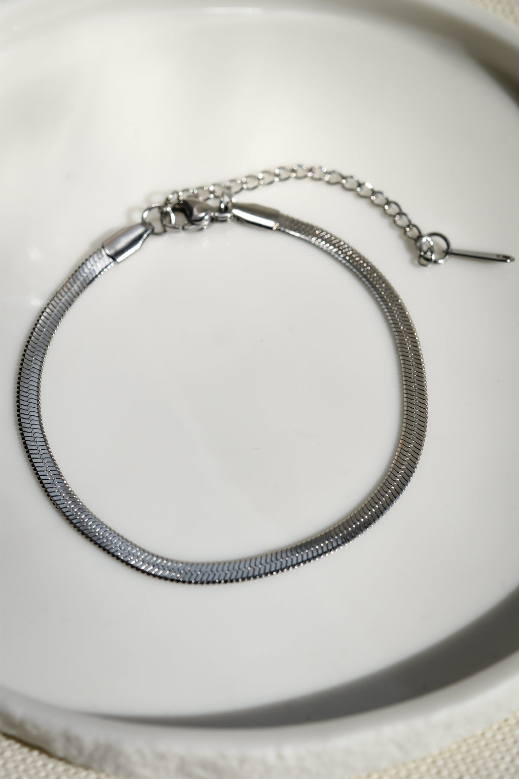 Statement Flat Chain Bracelet in Silver