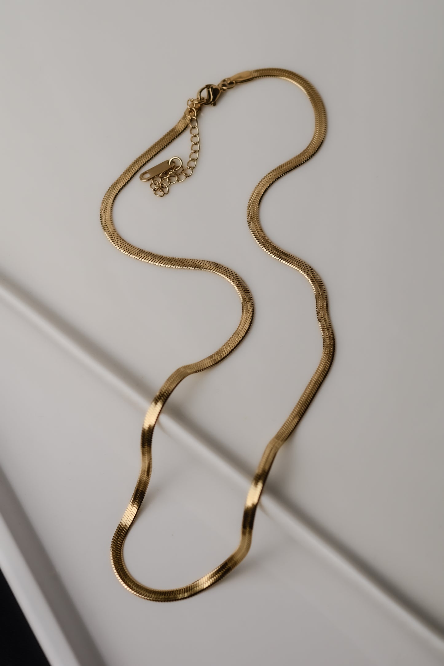 Statement Flat Chain Necklace in Gold