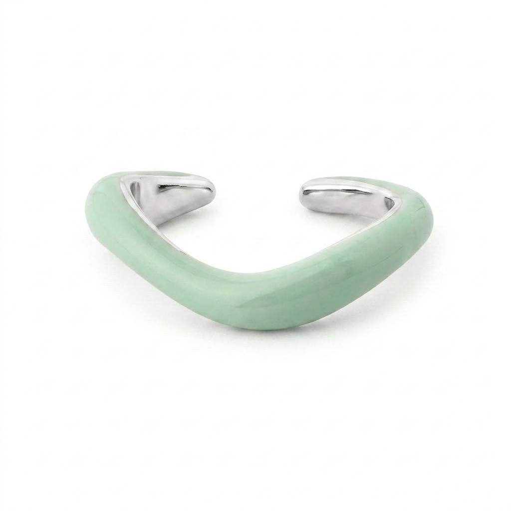 Curve Cuff